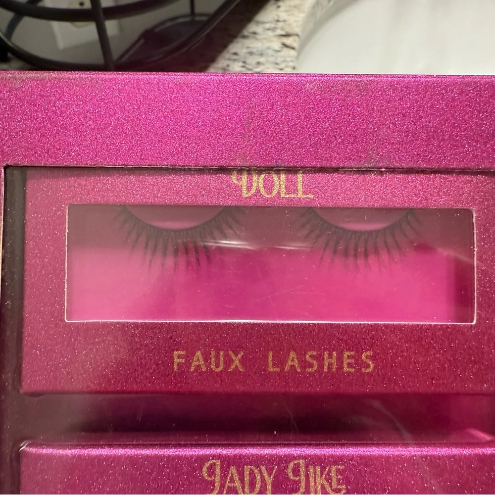 Lifestyle Products 6 Piece Faux Lash Set